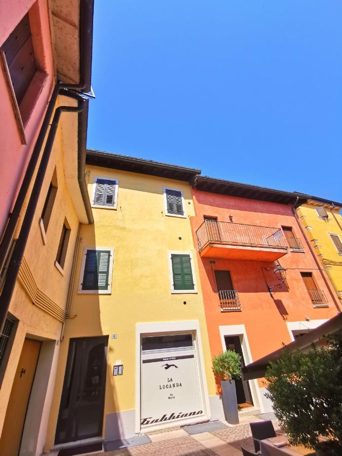 Old Town Apartment With Terrace - Live Love Lake بسكييرا ديل غاردا المظهر الخارجي الصورة