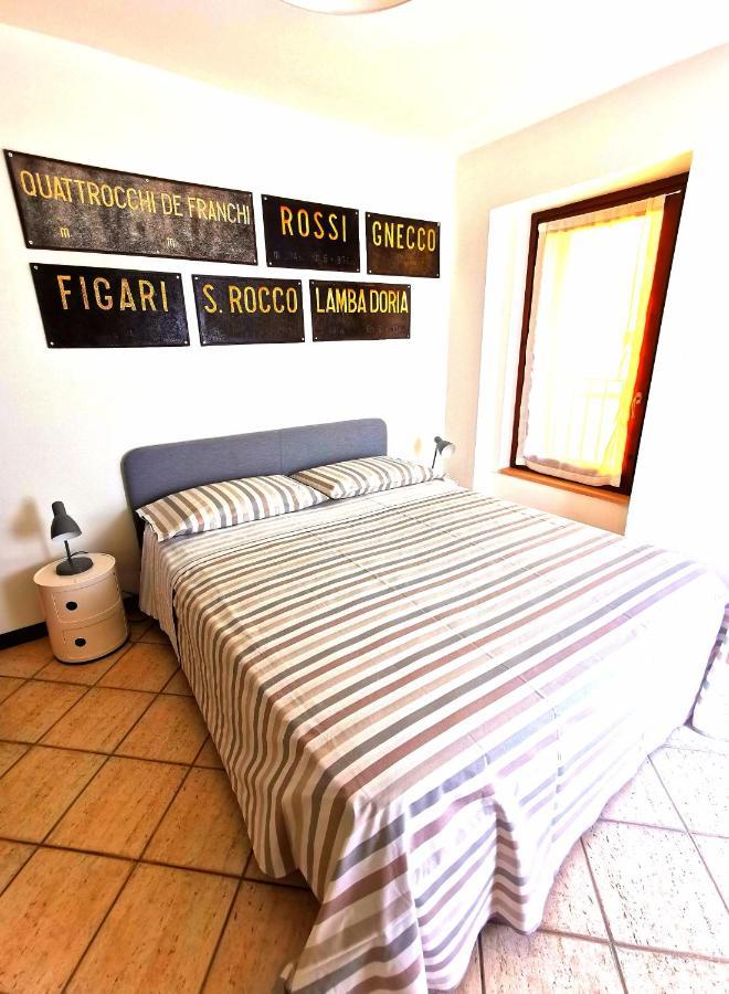 Old Town Apartment With Terrace - Live Love Lake بسكييرا ديل غاردا المظهر الخارجي الصورة