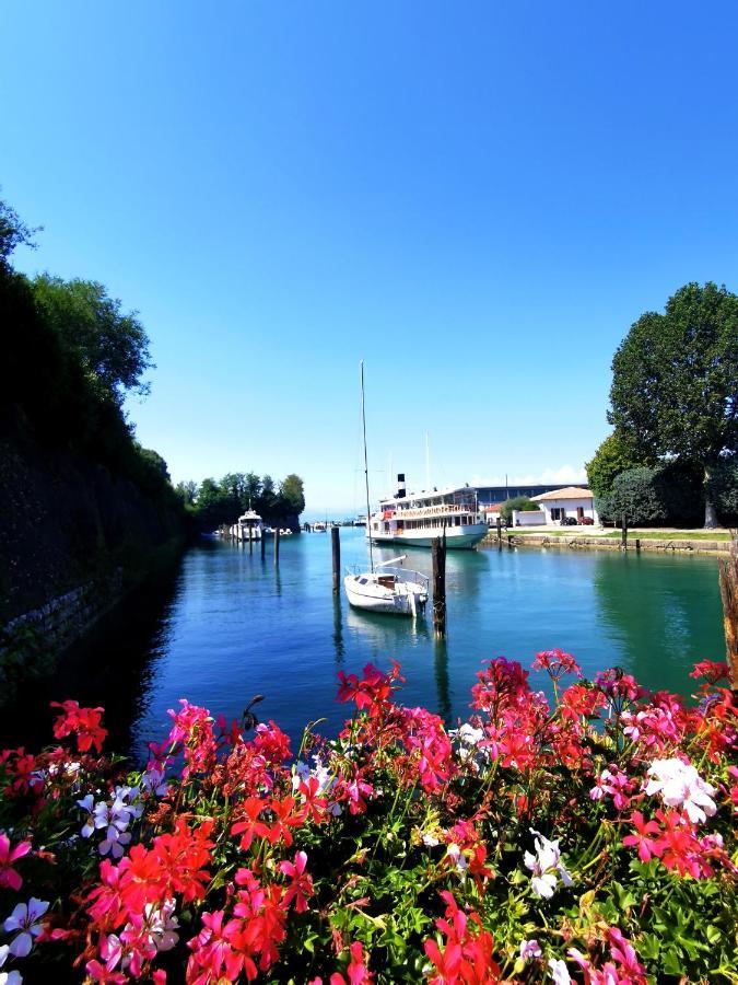 Old Town Apartment With Terrace - Live Love Lake بسكييرا ديل غاردا المظهر الخارجي الصورة